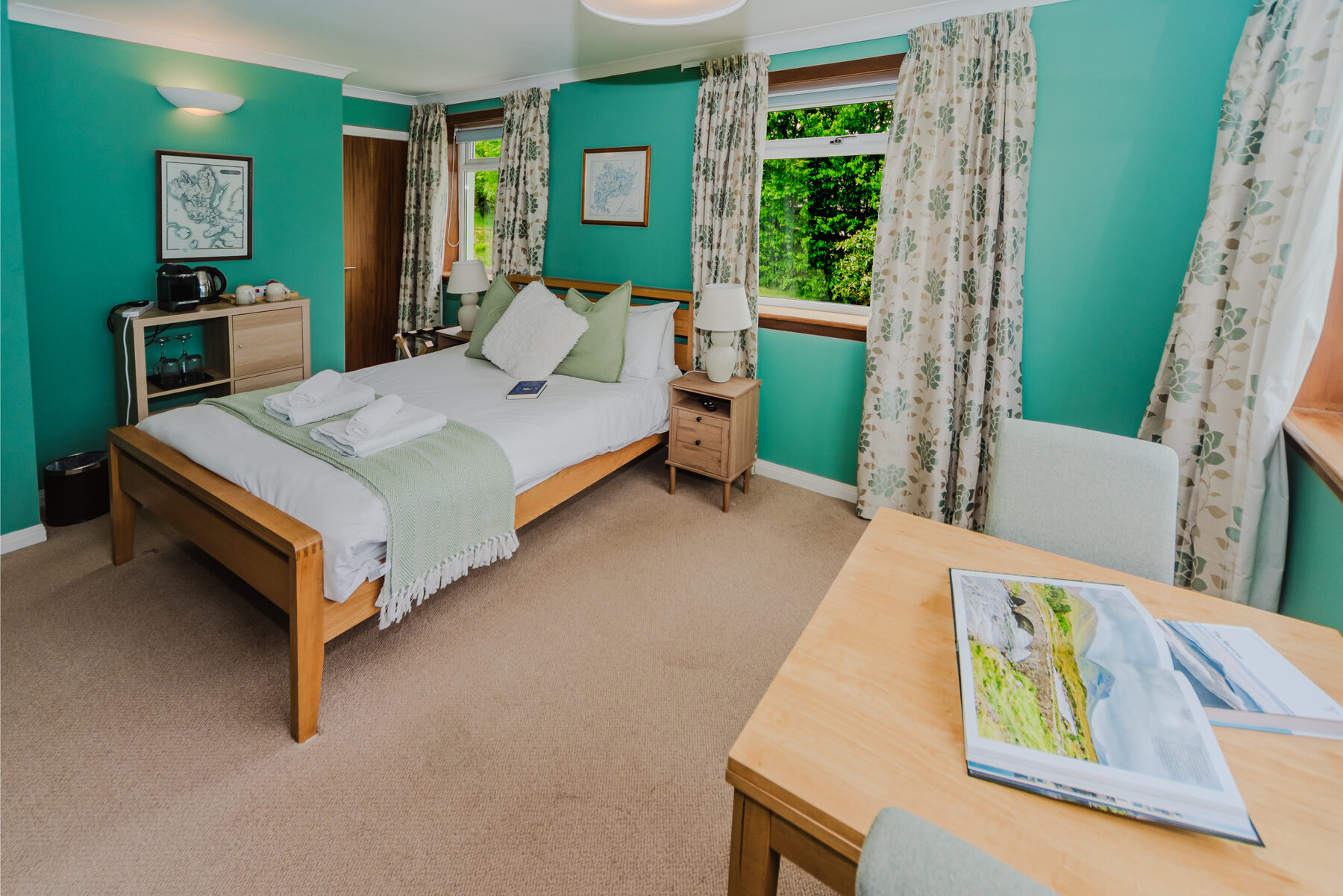 King ensuite room